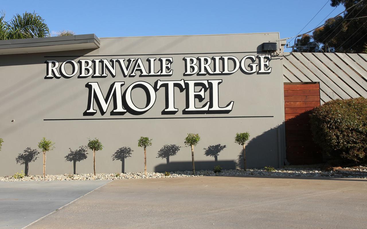 Robinvale Bridge Motel מראה חיצוני תמונה